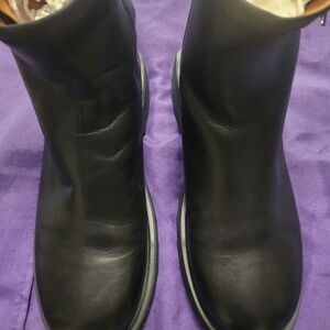 Off-White zip boots sponge sole by virgil abloh